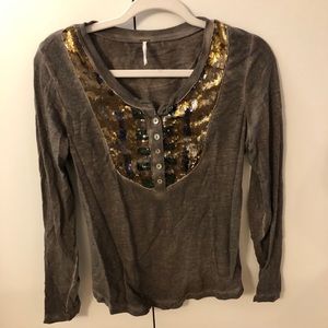 Henley shirt with sequins